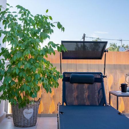 Apartment Paula with Private Jacuzzi Zadar Exterior foto